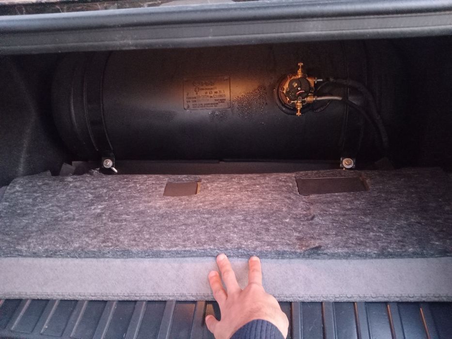 Monza 1.3 Turbo sotladi