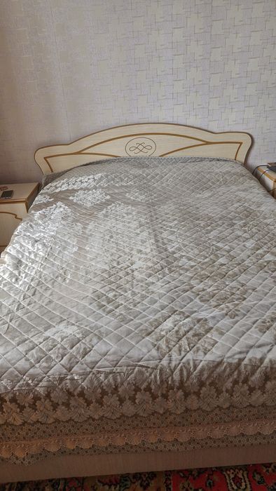 Продам 2х спальню кровать