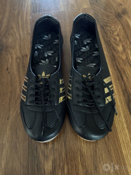 Женская обувь adidas