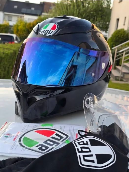 Чисто нова каска AGV k3 SV