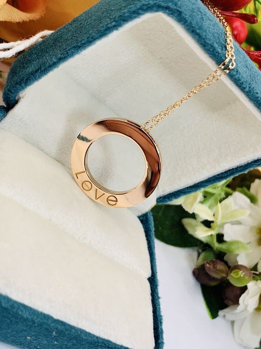 Cartier Love подвеска с бриллиантами