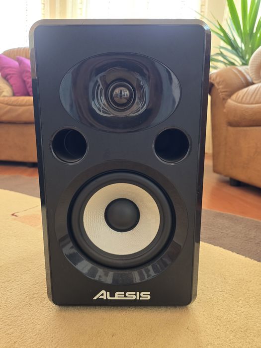Alesis Elevate 6 [set 2]
