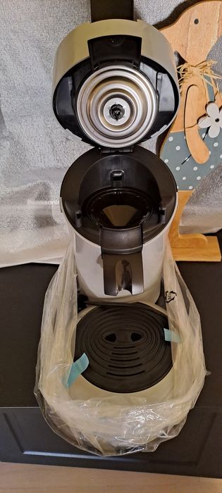 Продавам кафе машина Philips