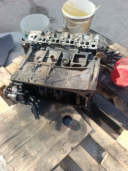 Спринтер мотор 2001г 2.2 cdi