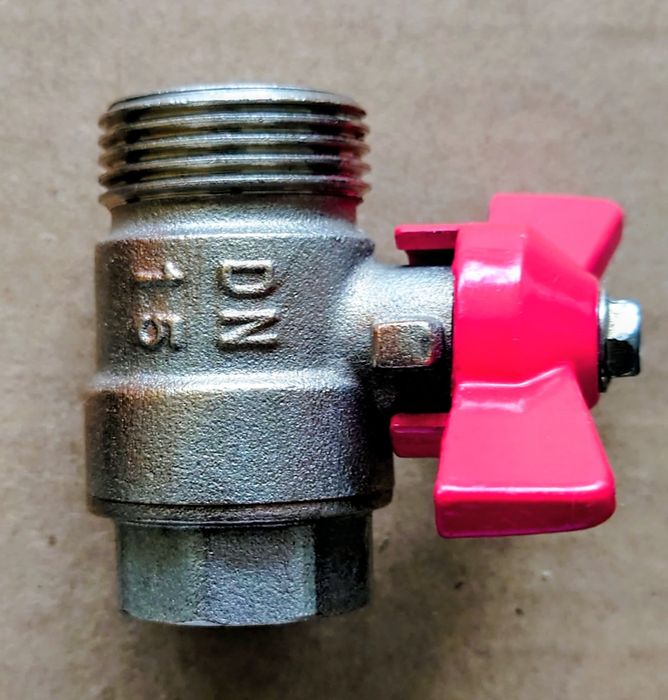 Фитинги медни 22 и 28х1.5 и за алум. вл. 25 и 22, парно и водопровод