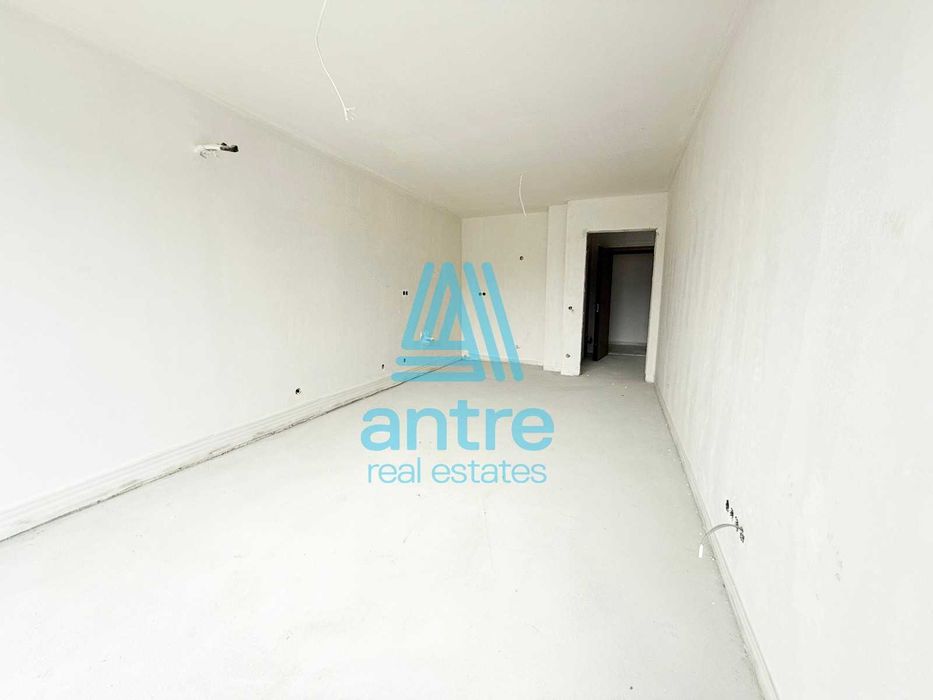 Продава се Двустаен апартамент в София, Малинова долина - 70 кв.м за 1166 €/кв.м - Снимка #1