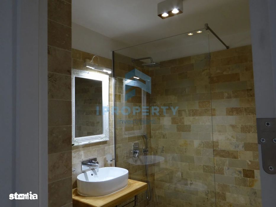 Apartament cu 3 Camere in zona Decebal cu loc de parcare