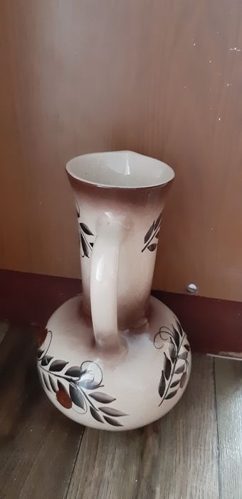 Продам  керамический кувшин