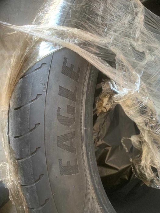 Продам шины Goodyear Eagle  245/45 R19