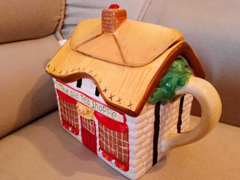 Порцеланов чайник "Старата чайна"