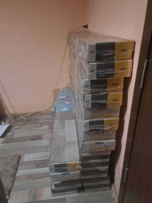 Vand parchet si uși noi