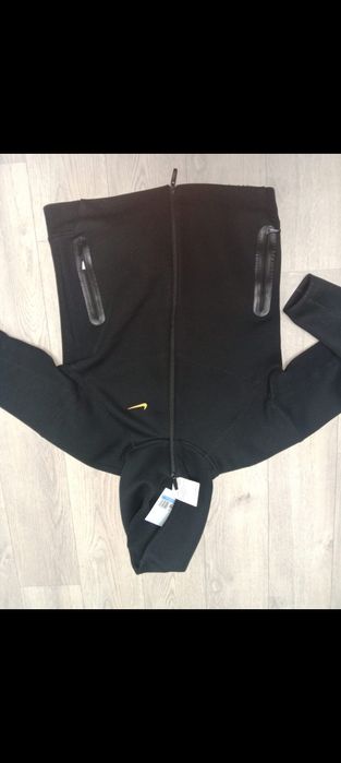 продам Найк теч флис