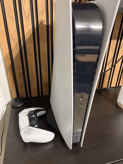 Vand Playstation 5 Digital Edition 825gb