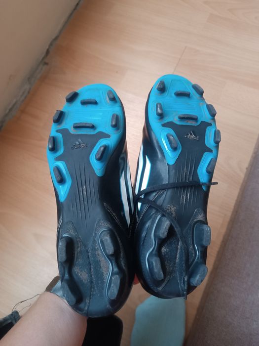 Бутонки Adidas 39 u 1/3