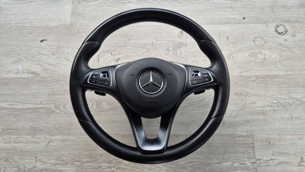 Волан за Mercedes W213
