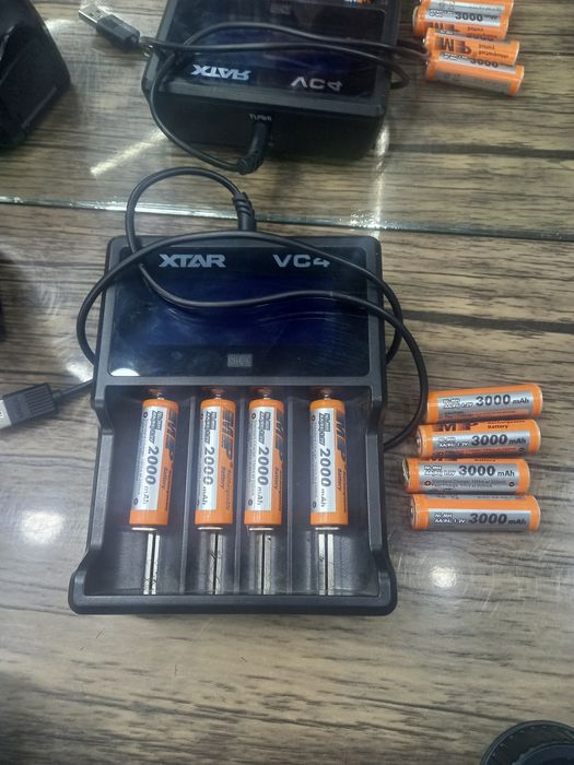 Nikon D5100 18:140 deyarli yangi...