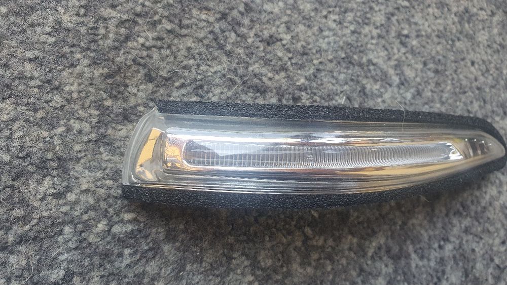 Semnalizare oglindă dr, Hyundai Santa Fe SPORT IX45 3.0 2013 - 2016