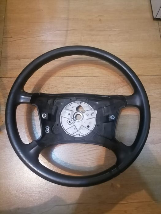 Руль оригинал от БМВ е38 оригинал.