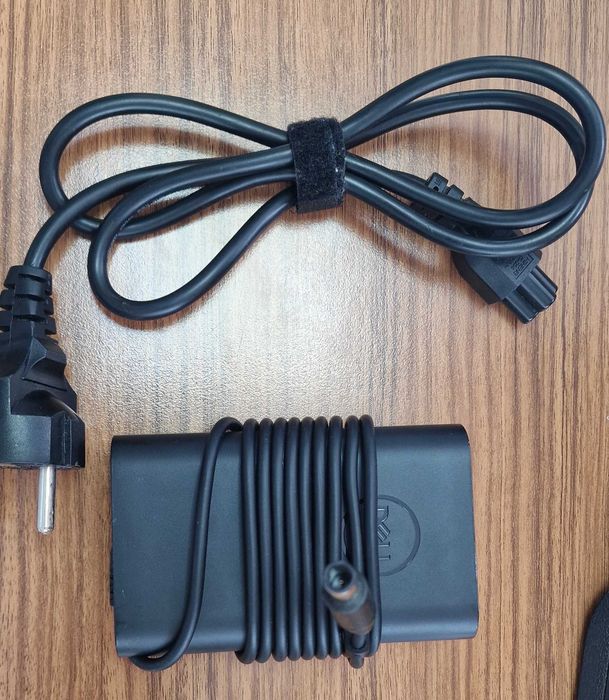 Блоки питания на ноутбуки DELL и HP