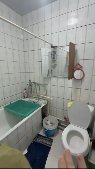 Продаётся 2х комнатная квартира на 3этаже в 4х этажном панельном доме.