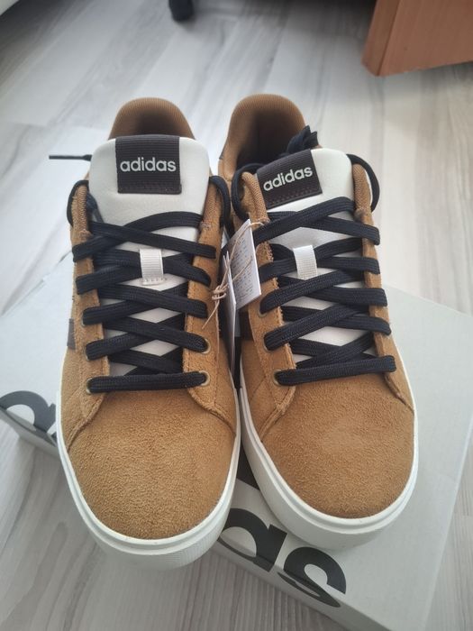Încălțăminte sport Adidas mărimea 40 1/2