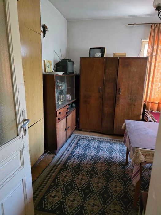Продава се Етаж от къща в Хасково, Училищни - 94 кв.м за 514 €/кв.м - Снимка #2