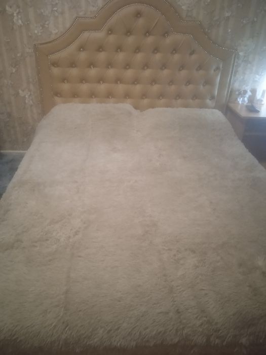 Кровать двуспальная