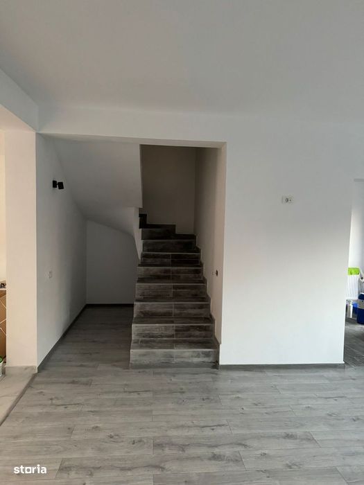 Duplex nou de vânzare – Vlădești | 132 mp utili | 700 mp teren