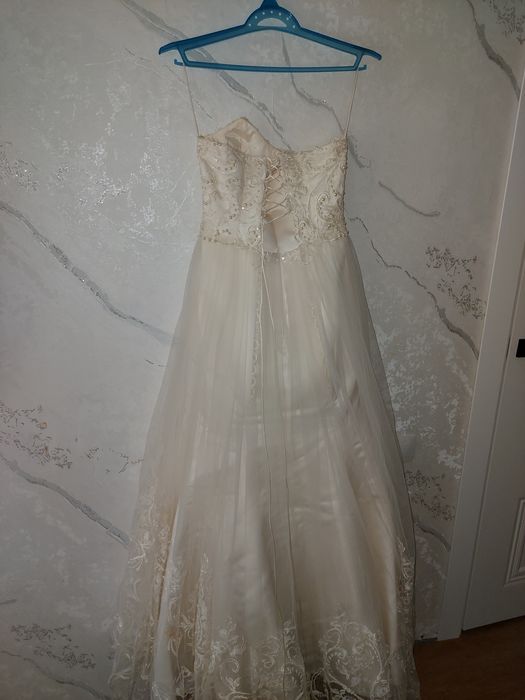 Продаю свадебное платье