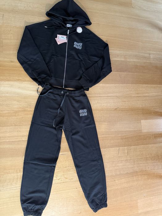 Fendi екип НАЛИЧНИ размери 69лв