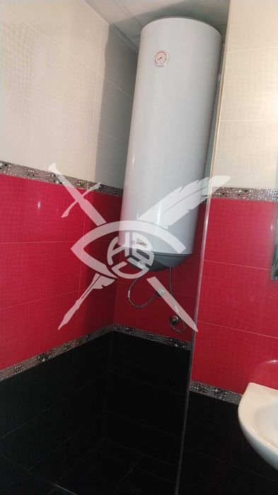 Продава се Четиристаен апартамент в Бургас, Възраждане - 110 кв.м за 3297 €/кв.м - Снимка #5