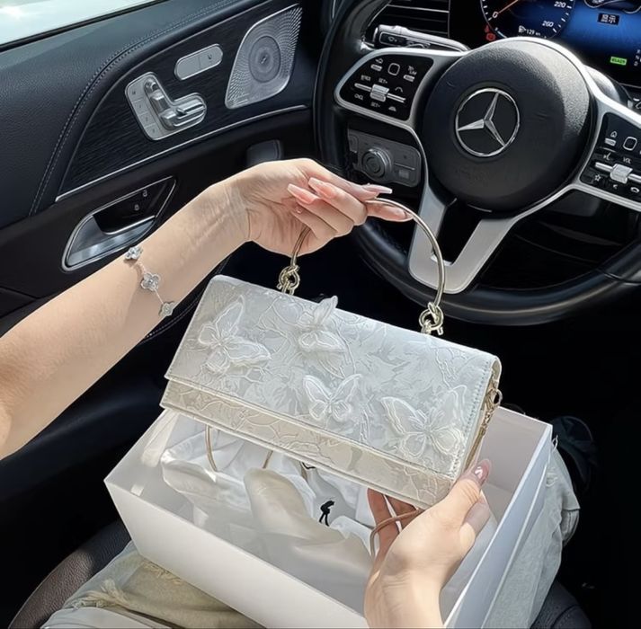 Продам женские сумки