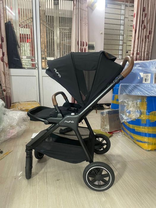 Новая коляска Nuna triv
