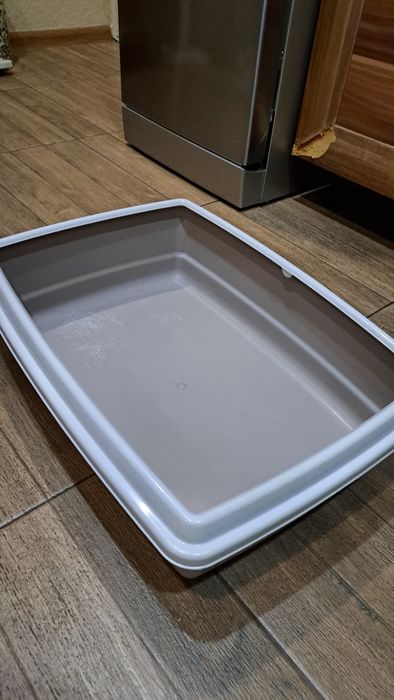 Котешка тоал. И легалце