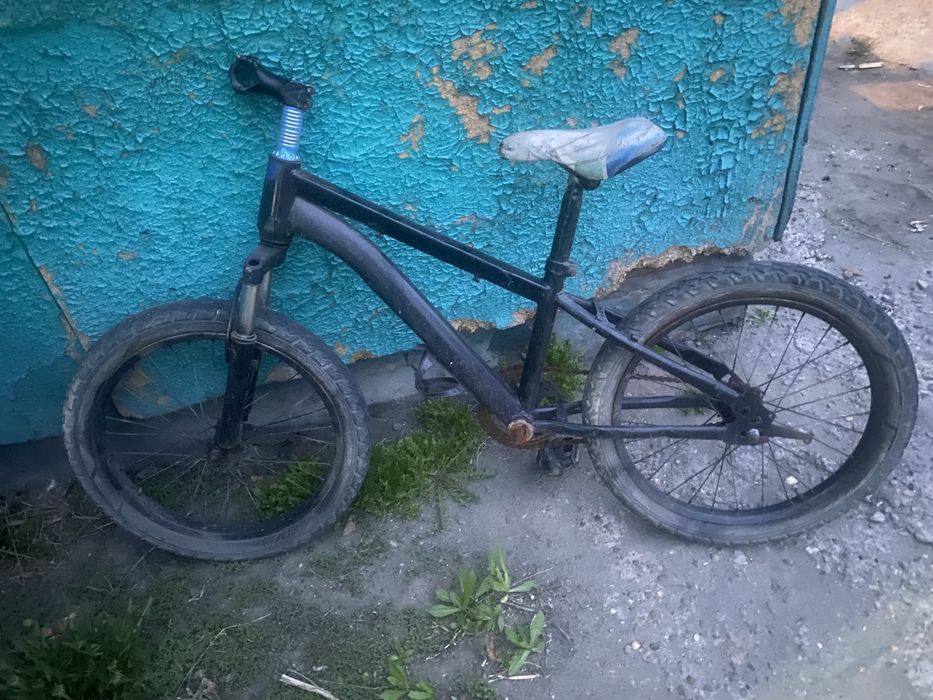 продаю велик на запчасти