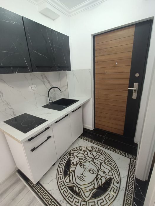 Vand Camera de Camin Silk District