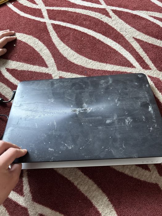 Ноутбук Asus продам