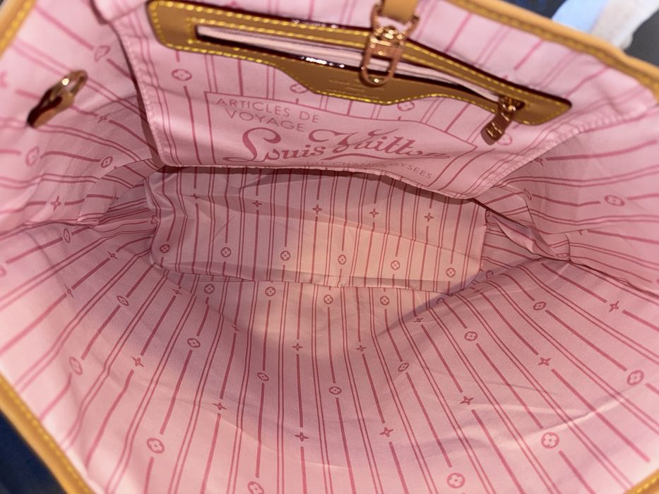 Geanta Louis Vuitton cu portofel