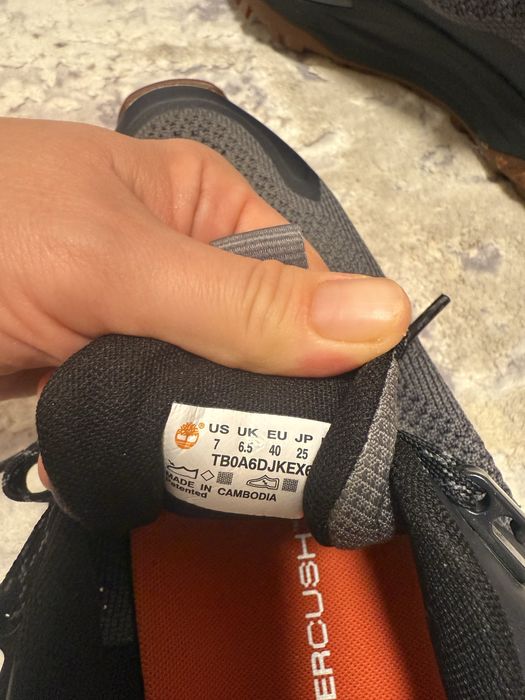 Кроссовки черный Timberland