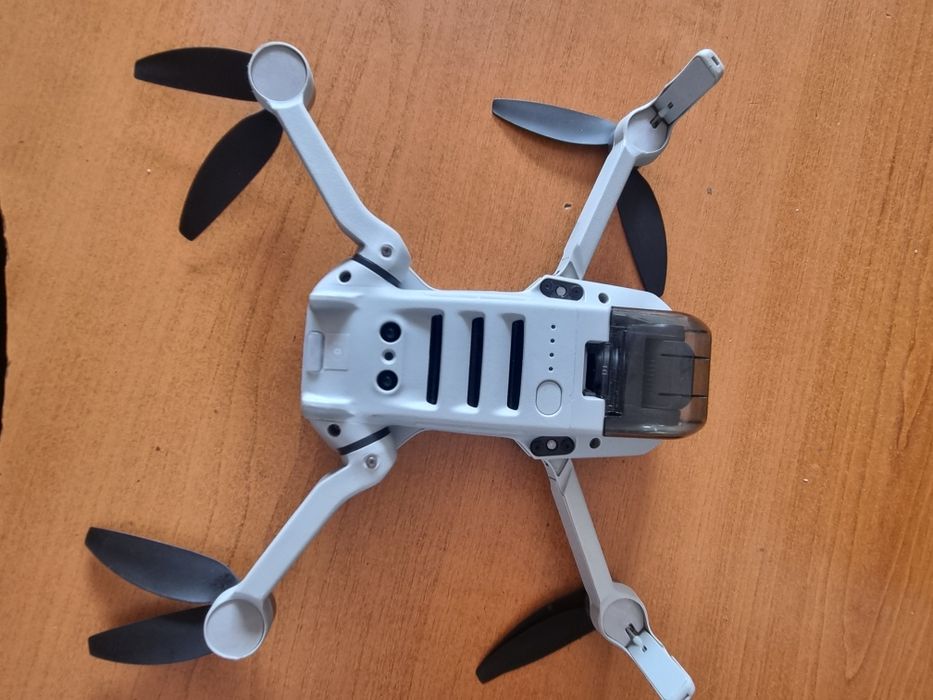 DJI Mini 4K с 2г гаранция + кутия – почти нов(използван 2 часа)