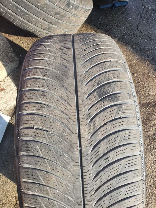 Vand 4 anvelope  275 45 ZR 19 = 2 buc-  245 50 R 19 =2 buc