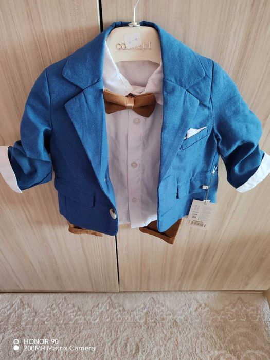 Нов костюм за бебе момче