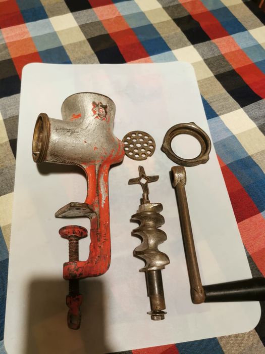 Mașină de tocat carne, manuală nr 6