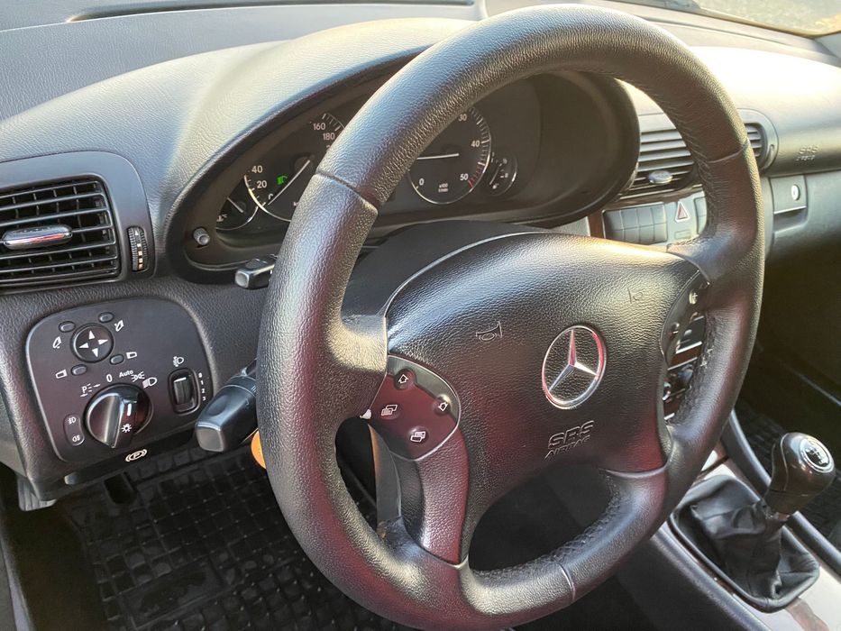 Mercedes benz c 200
