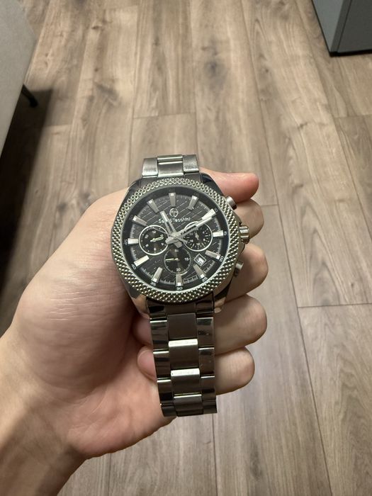 Часы Sergio Tacchini