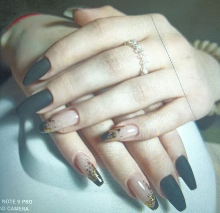 Маникюр с покрытием,наращивание