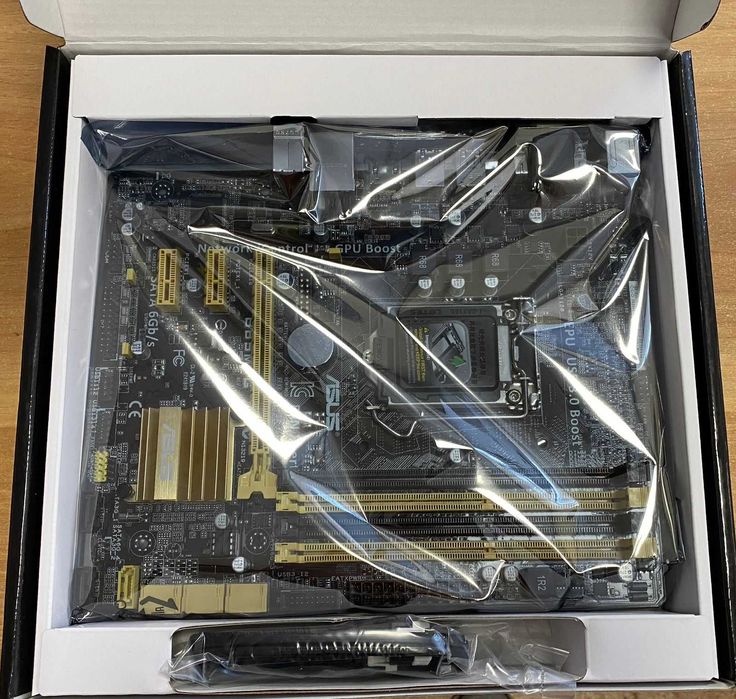 Материнская плата ASUS B85M-G