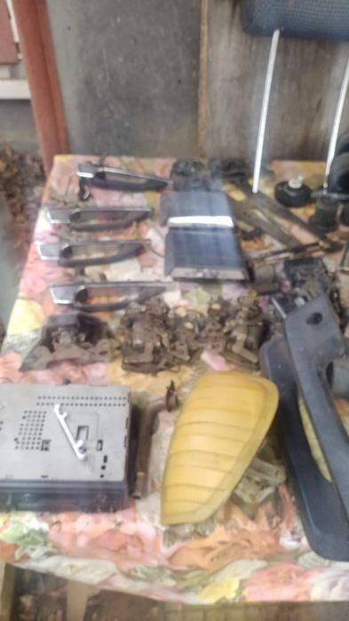 Части за Мерцедес 123