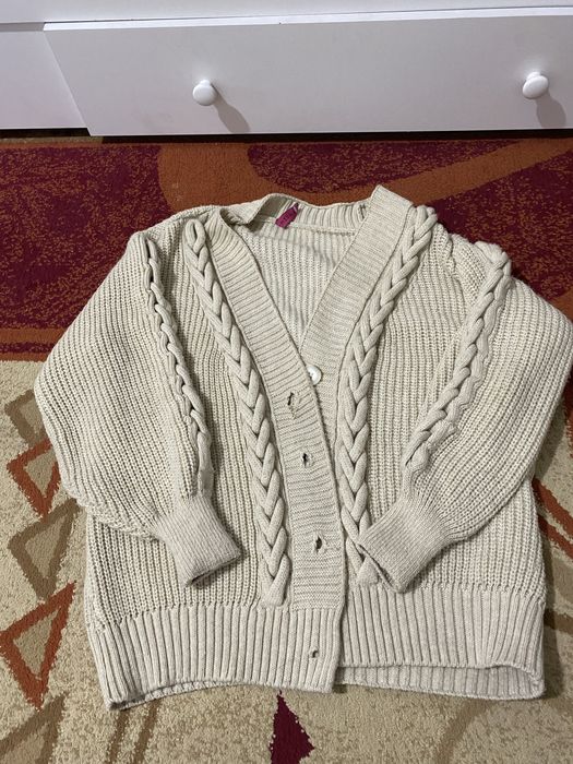 Сатылады  1 рет қана киілген