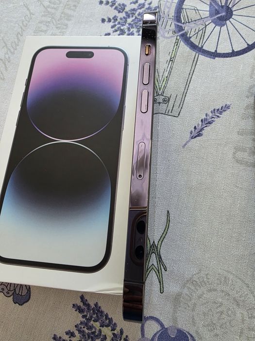 Продавам iPhone 14 pro Deep purple 256GB за части